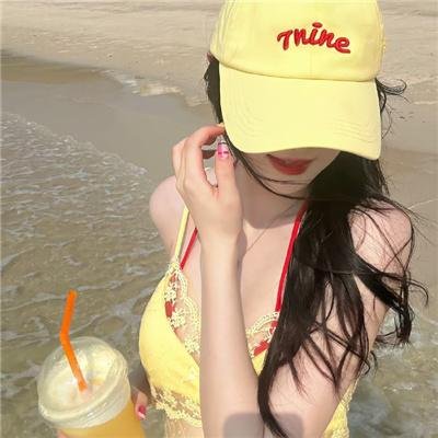 女孩爱跑步
